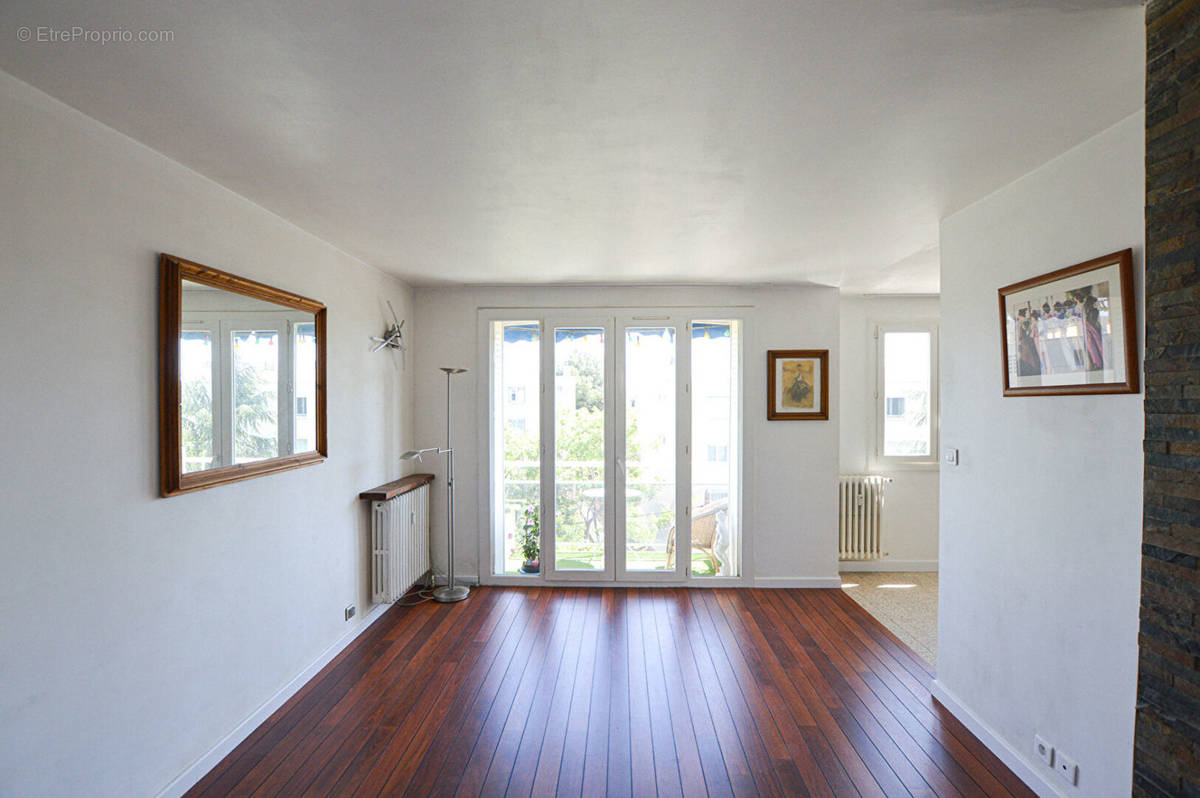 Appartement à MARSEILLE-12E