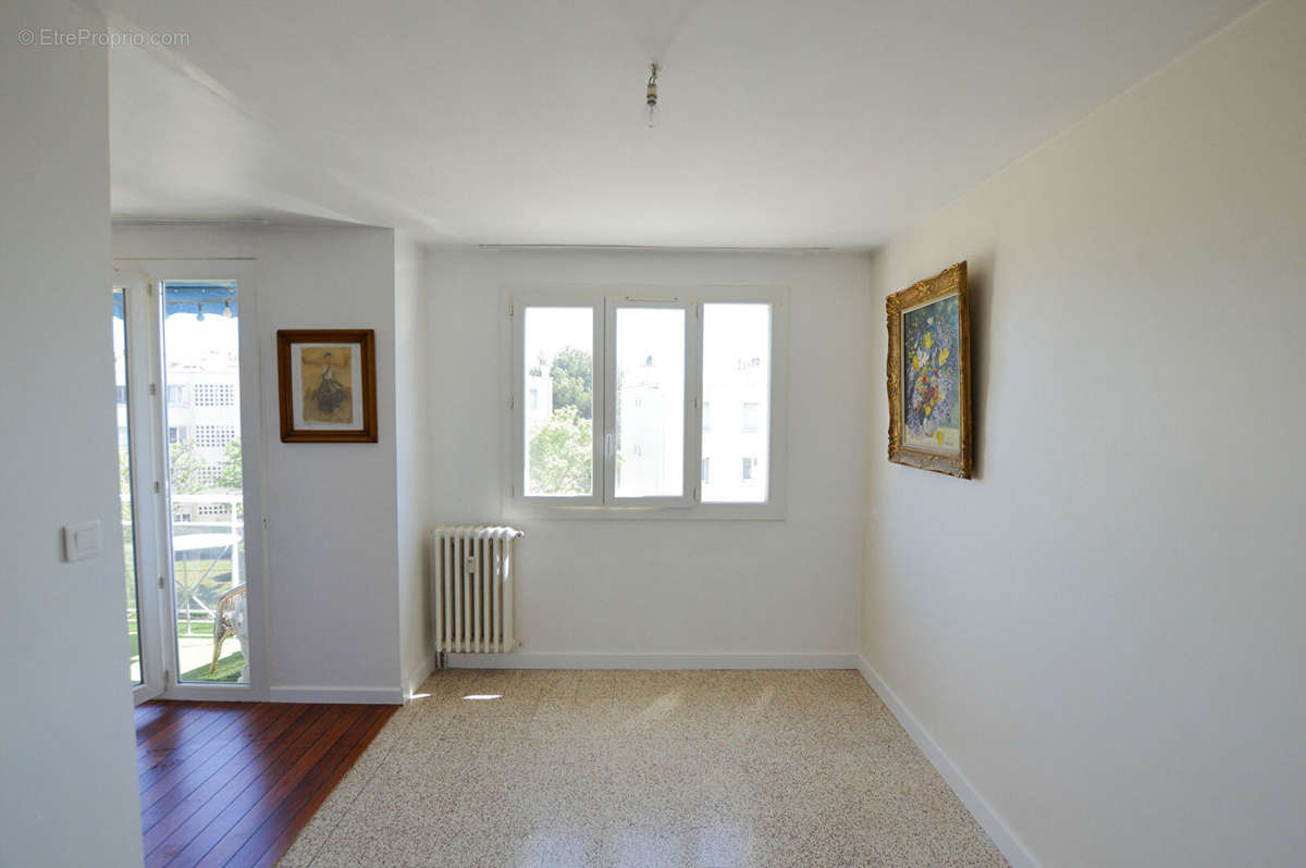 Appartement à MARSEILLE-12E