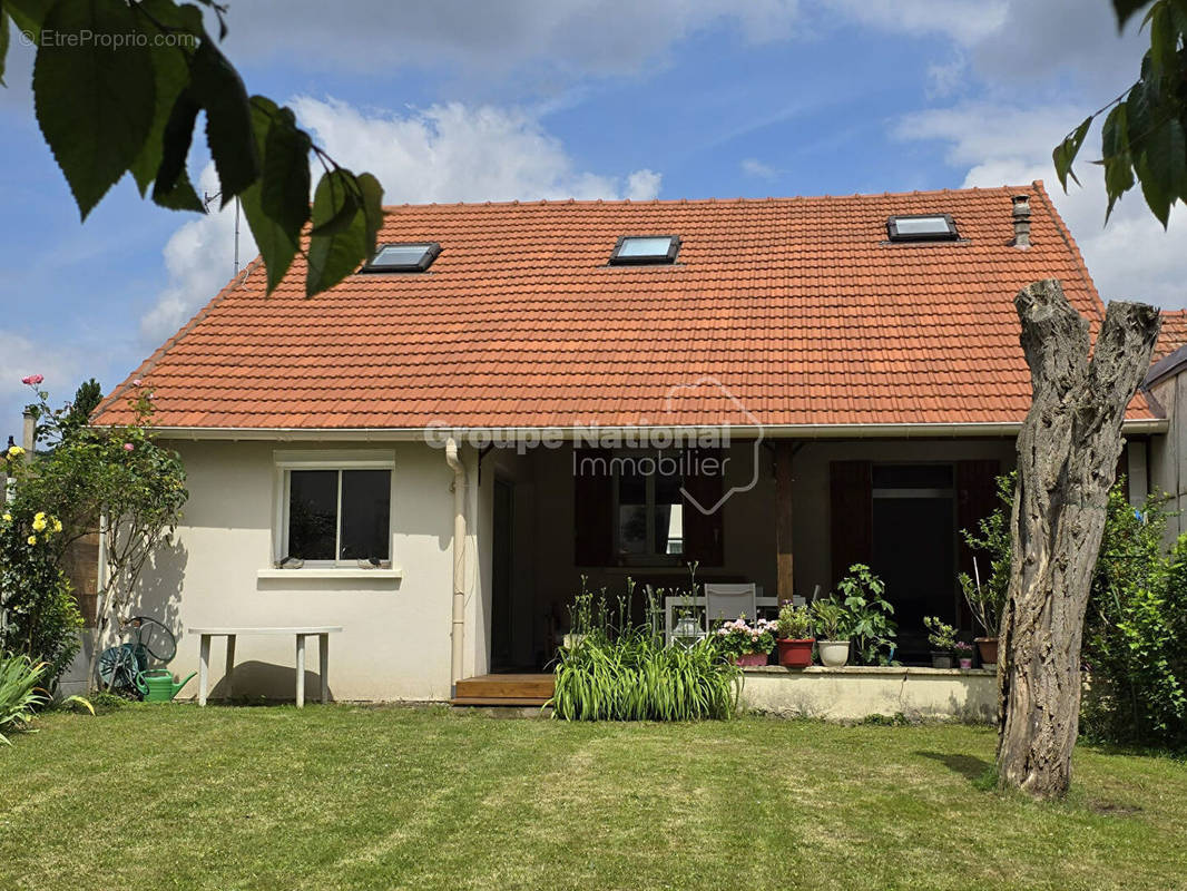 Maison à SAINT-LEU-LA-FORET