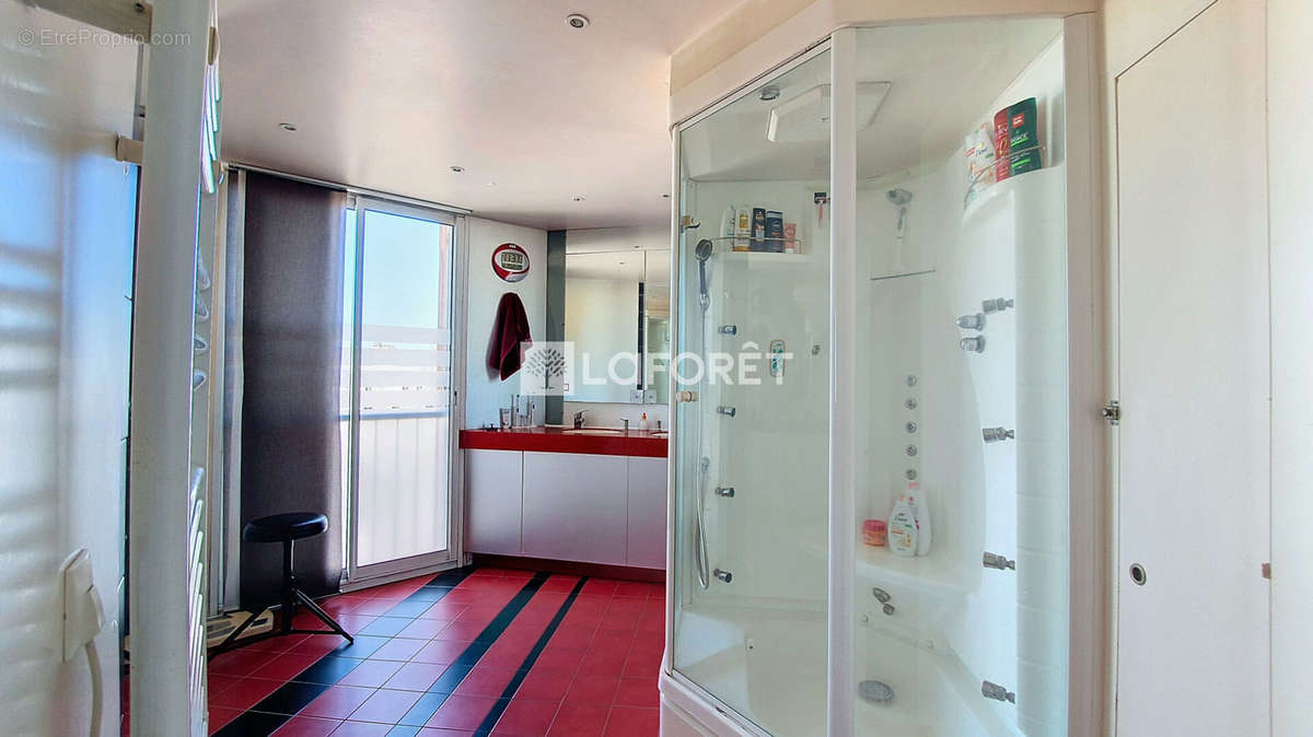 Appartement à MARSEILLE-11E