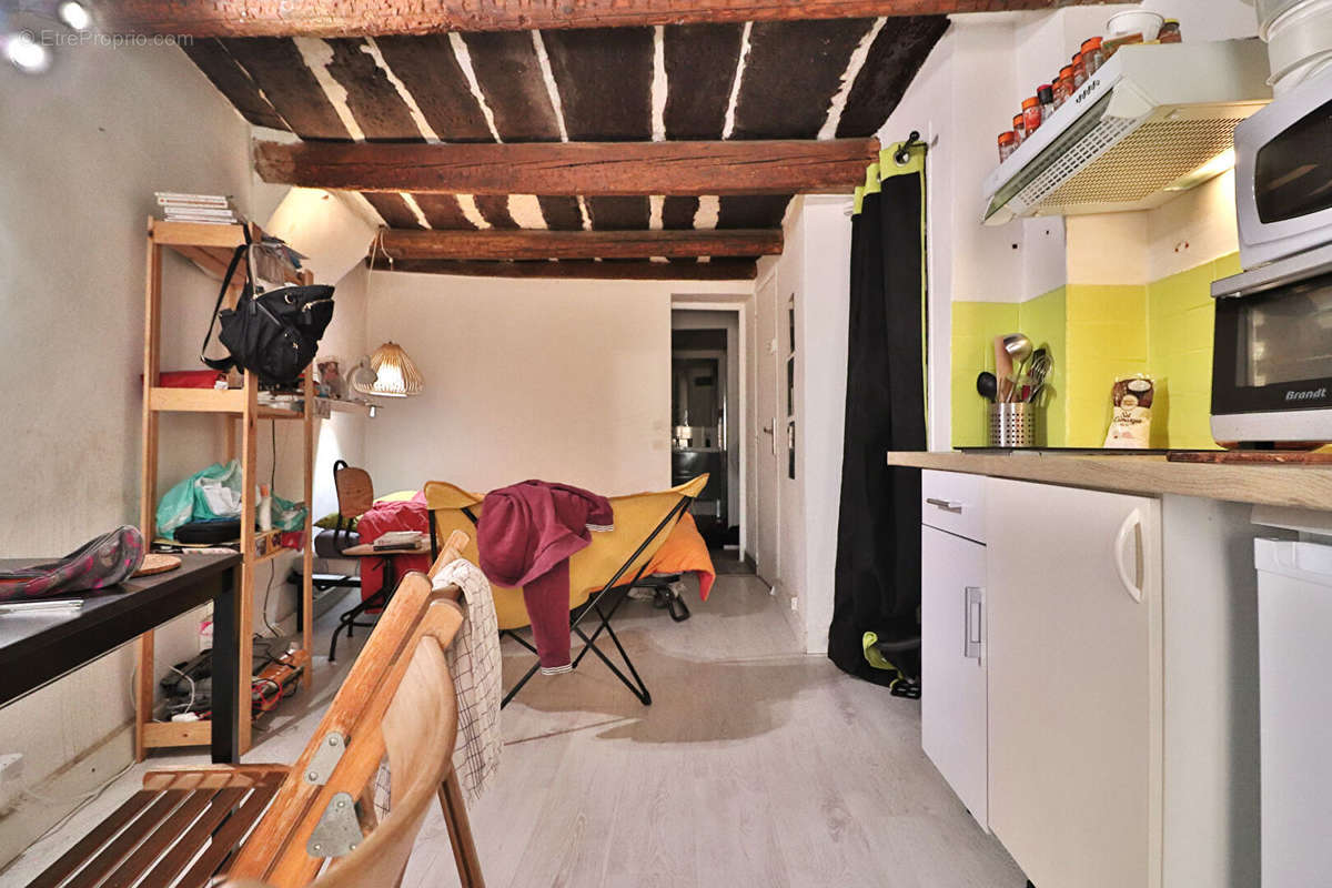 Appartement à MARSEILLE-2E