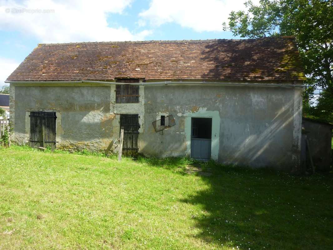 Maison à NOYEN-SUR-SARTHE