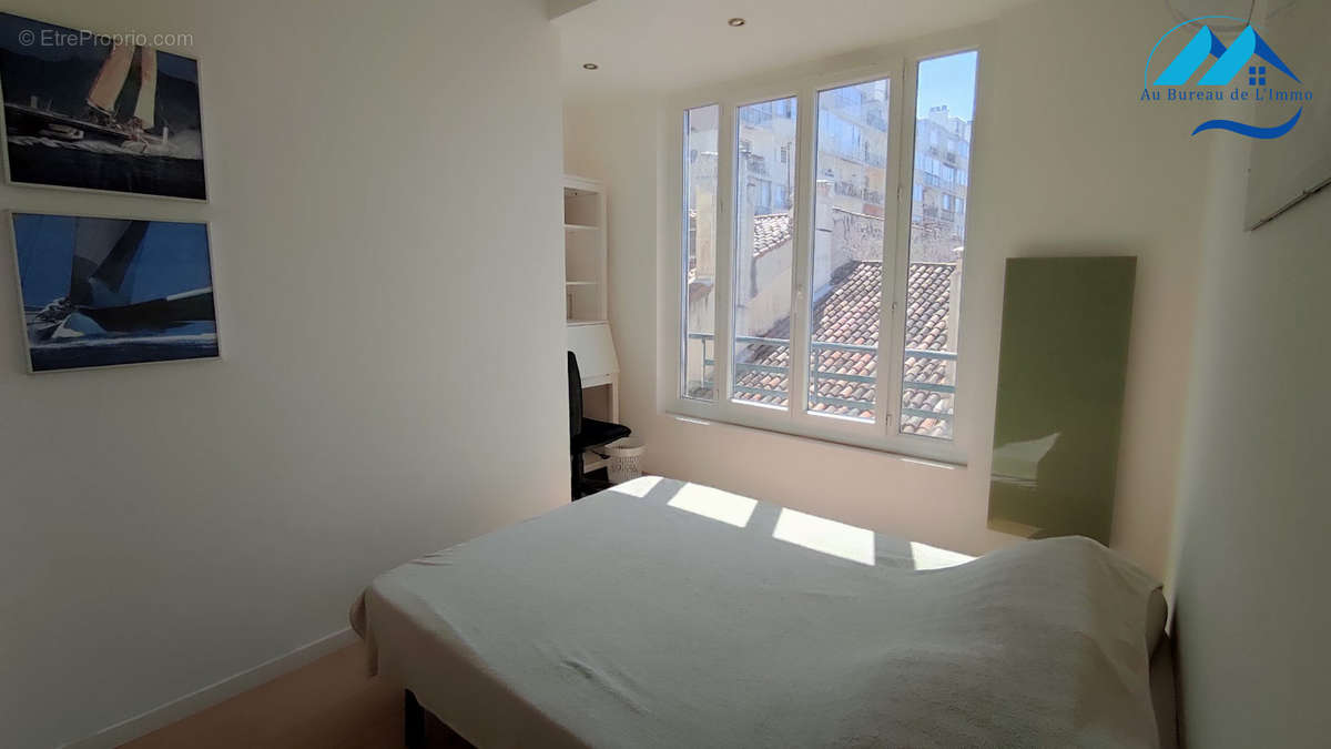 Appartement à MARSEILLE-1E