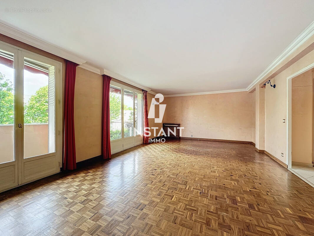 Appartement à CHAMPIGNY-SUR-MARNE