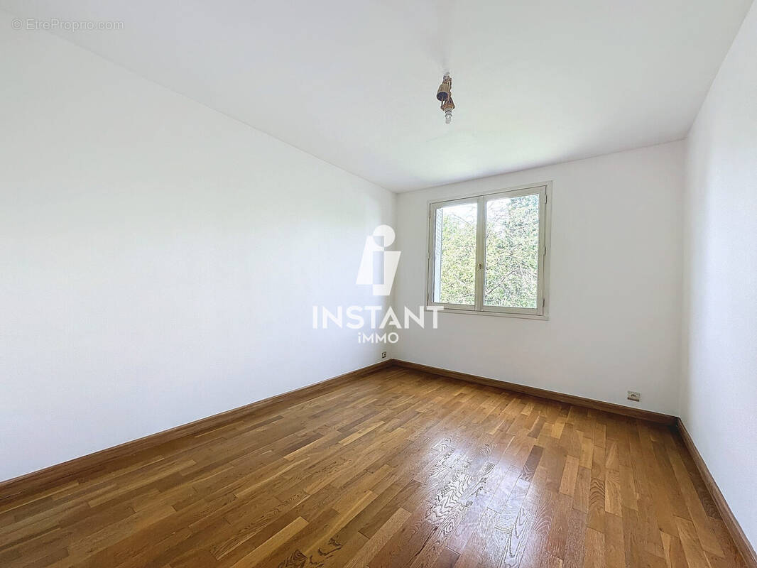 Appartement à CHAMPIGNY-SUR-MARNE