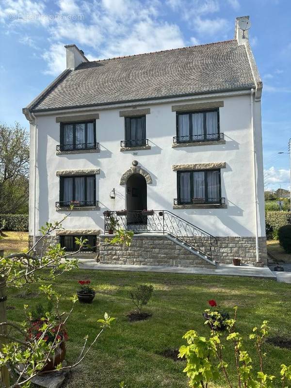 Maison à AUDIERNE