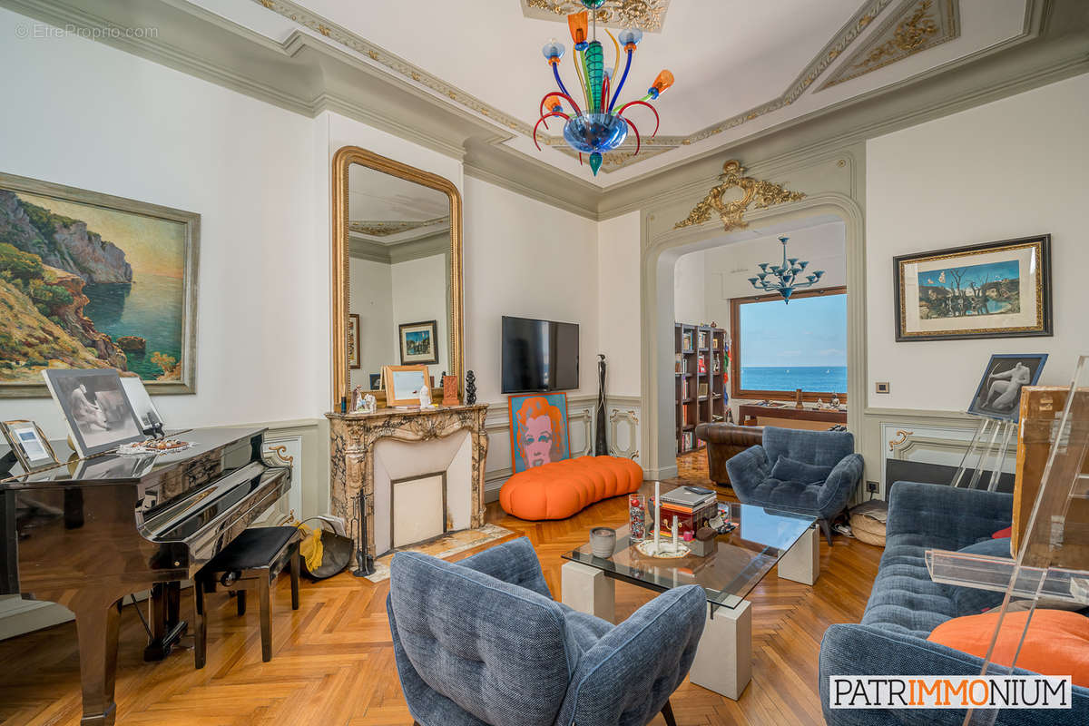 Appartement à MARSEILLE-7E