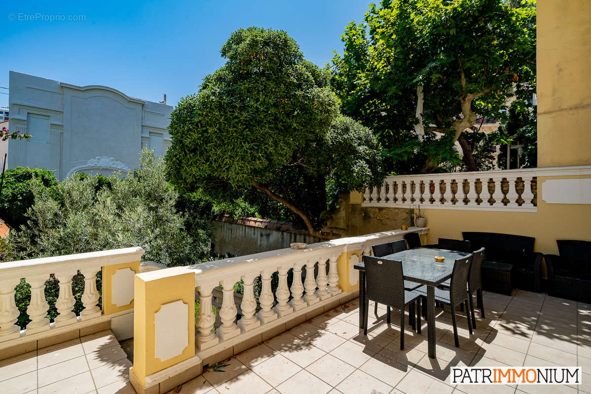 Appartement à MARSEILLE-7E