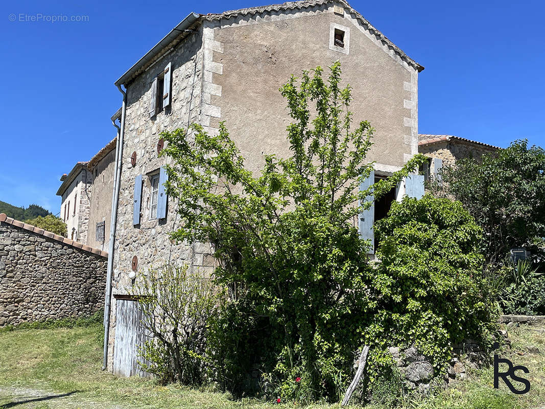 Maison à LARGENTIERE