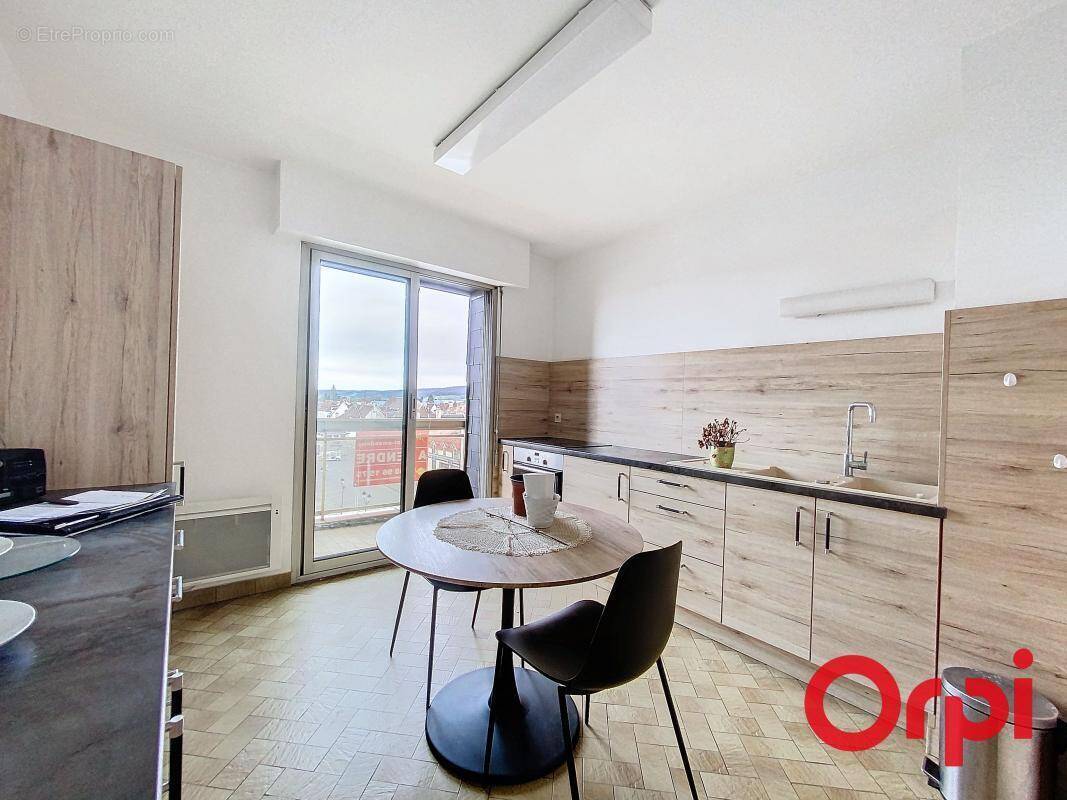 Appartement à SAINT-AMAND-MONTROND