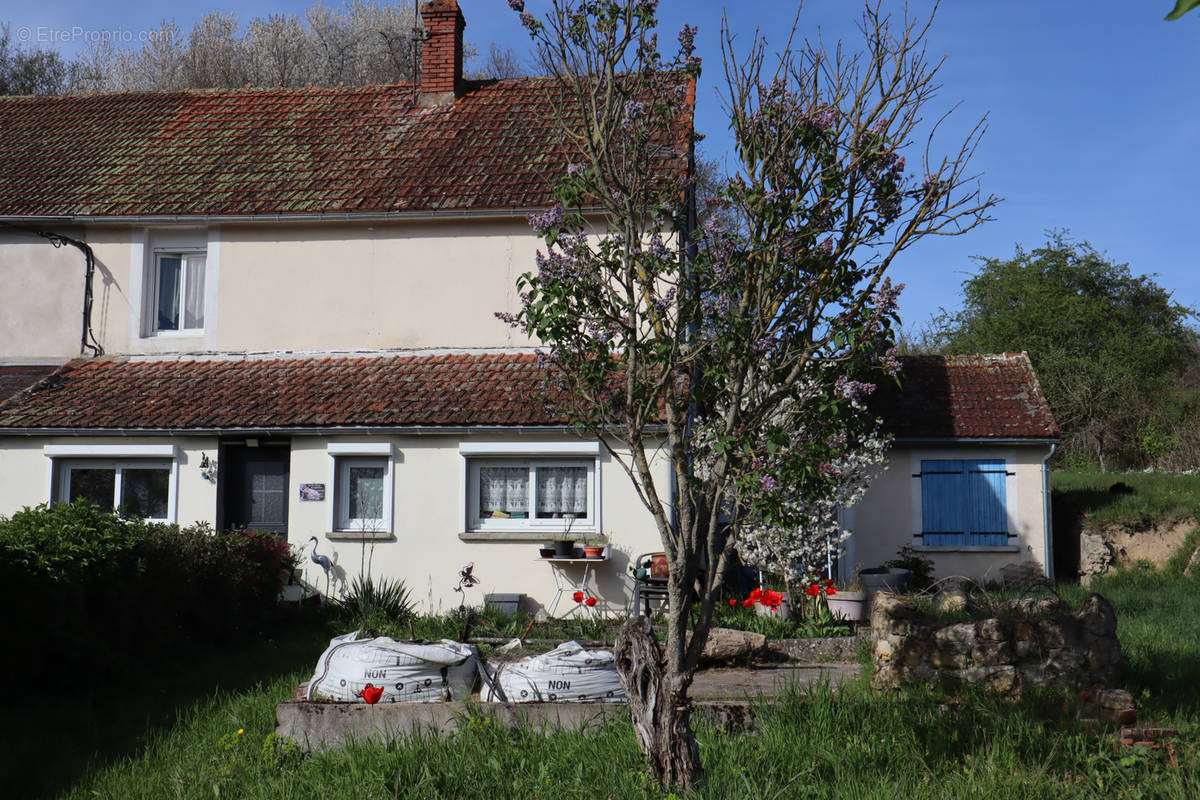 Maison à SAINT-LEGER-DU-BOIS