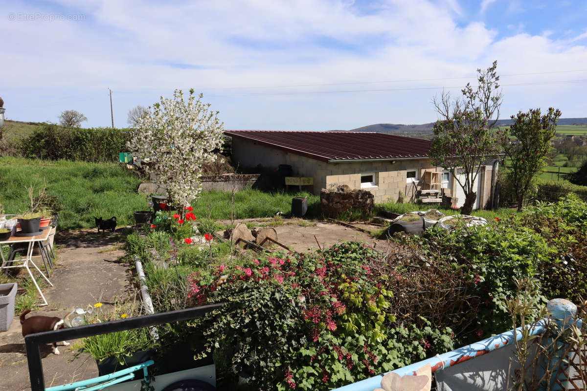 Maison à SAINT-LEGER-DU-BOIS