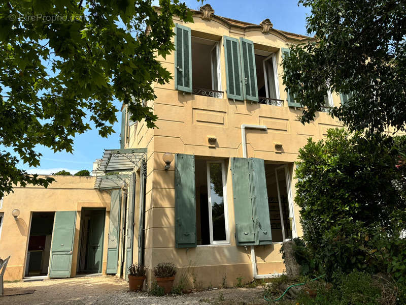 Maison à MARSEILLE-7E