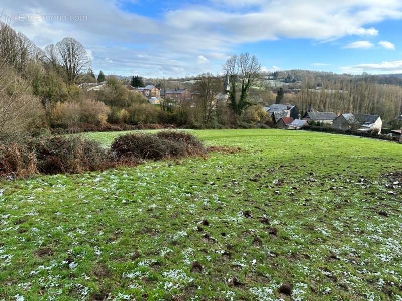 Terrain à COURTONNE-LA-MEURDRAC