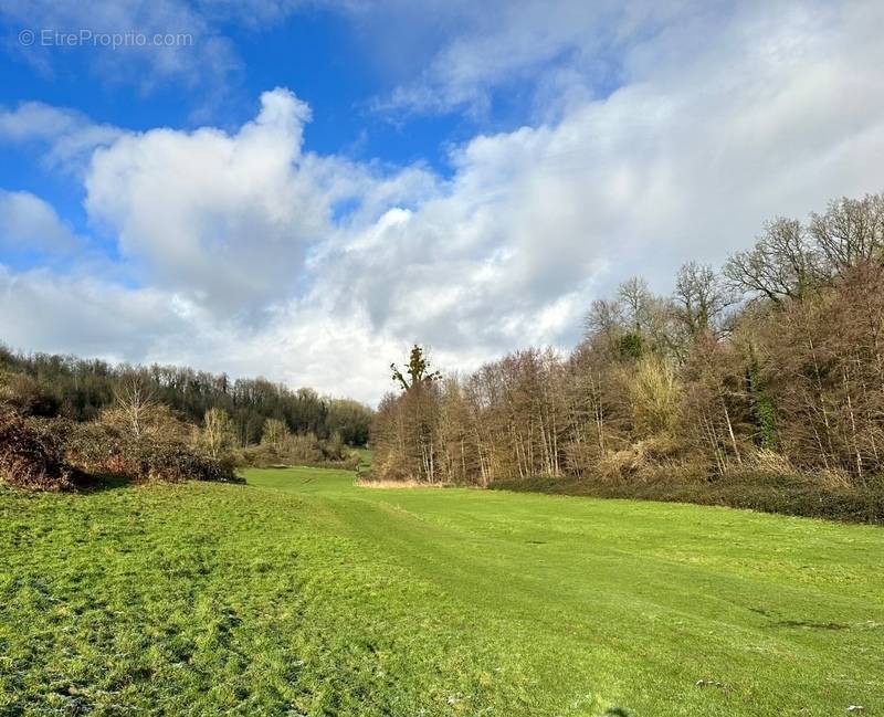 Terrain à COURTONNE-LA-MEURDRAC