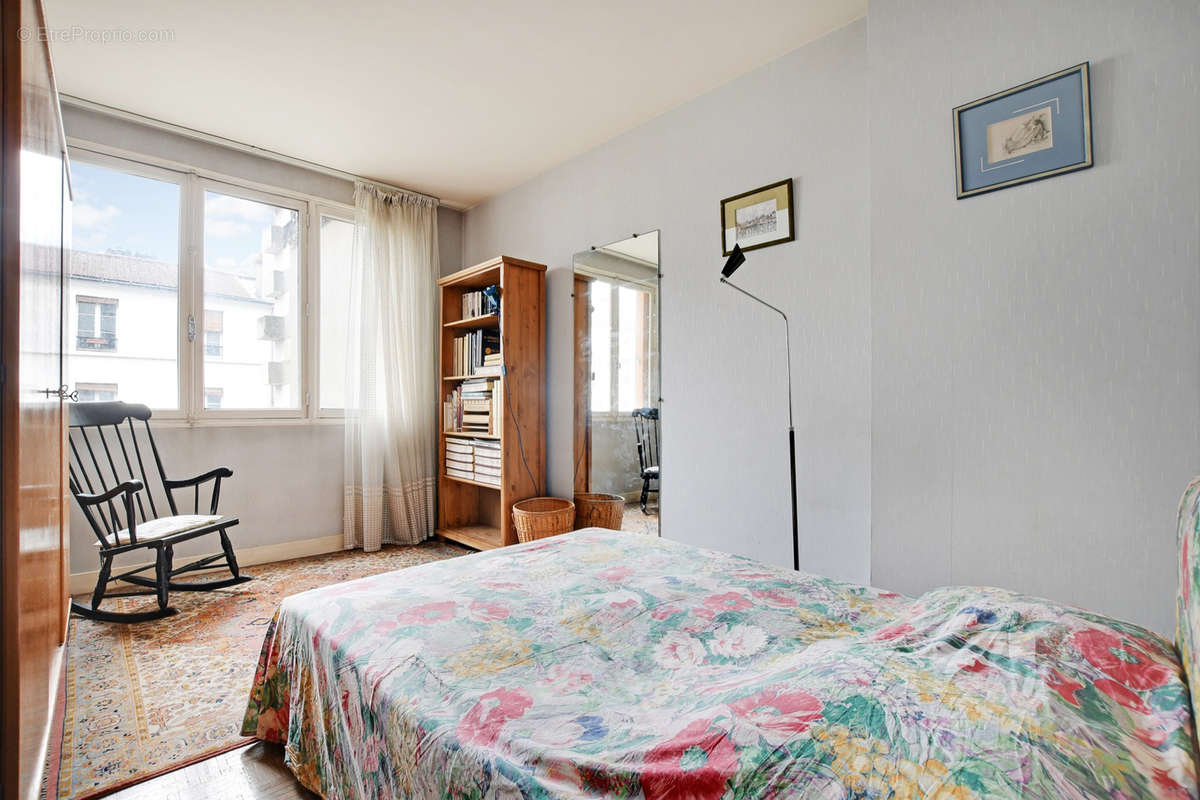 Appartement à PARIS-12E