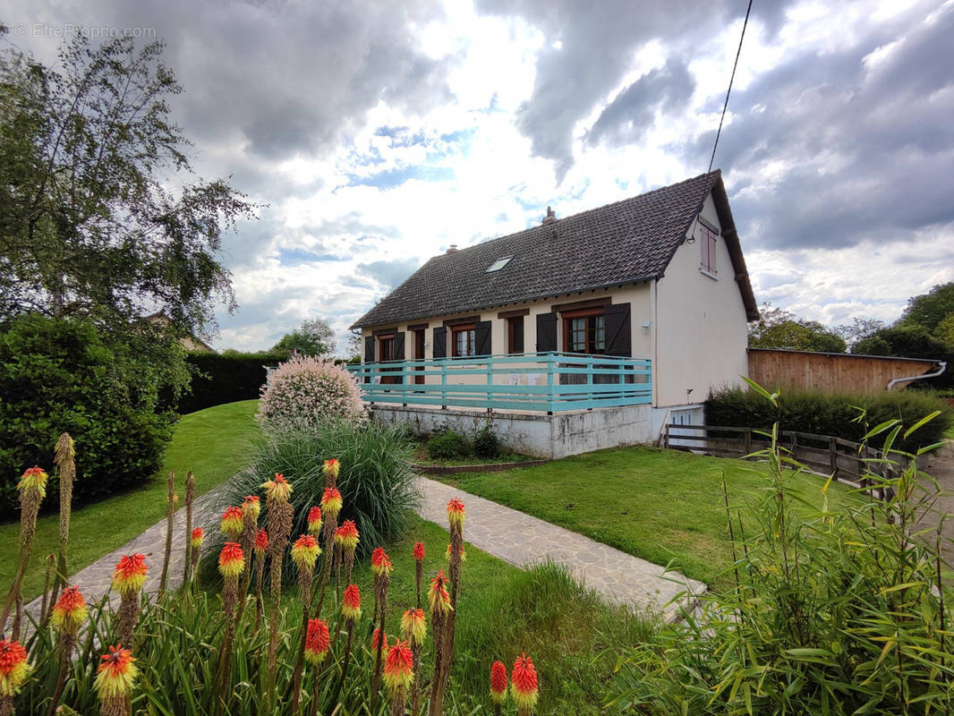 Maison à LONGNY-AU-PERCHE