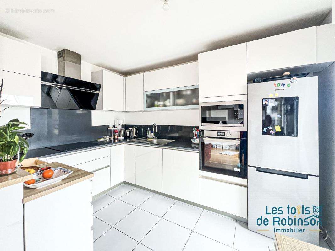 Appartement à LE PLESSIS-ROBINSON