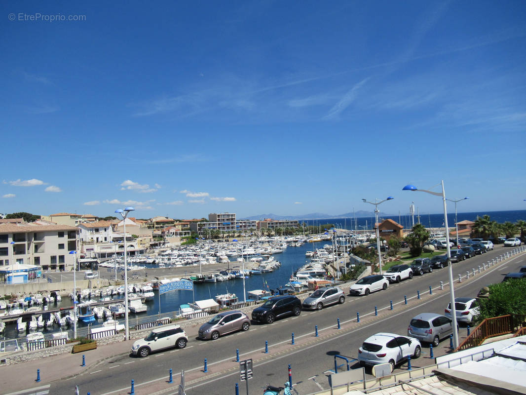 Appartement à SAUSSET-LES-PINS