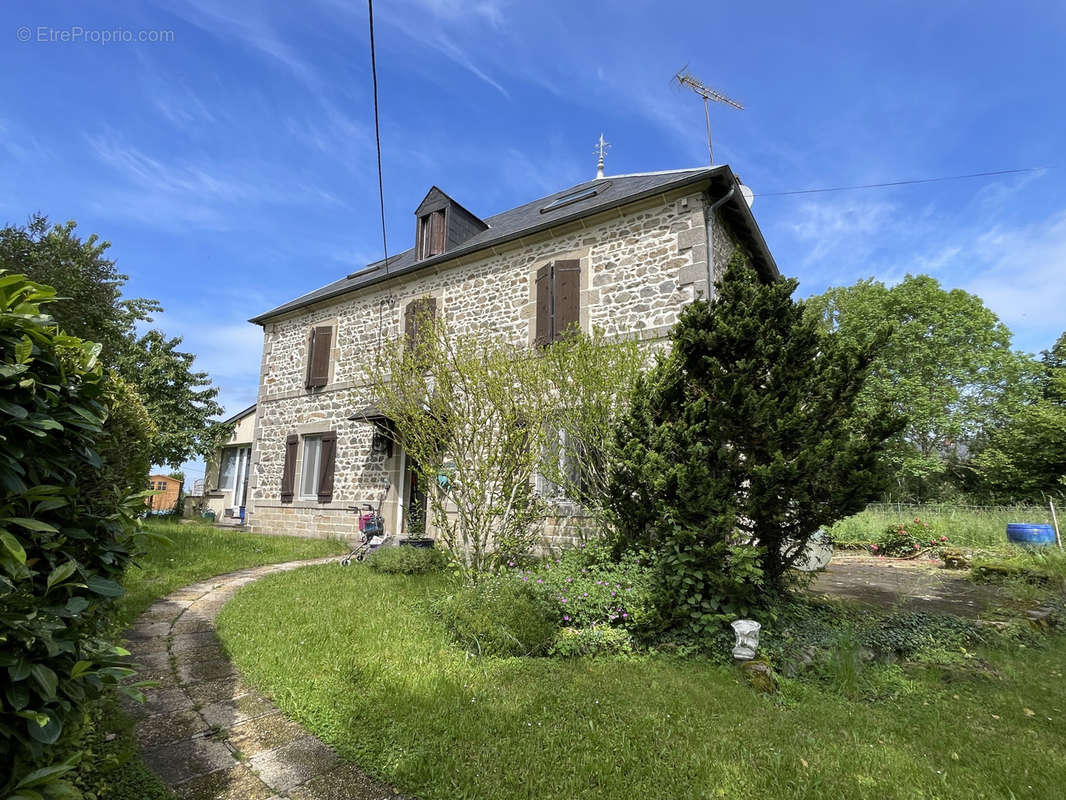 Maison à SAINT-MAIGNER