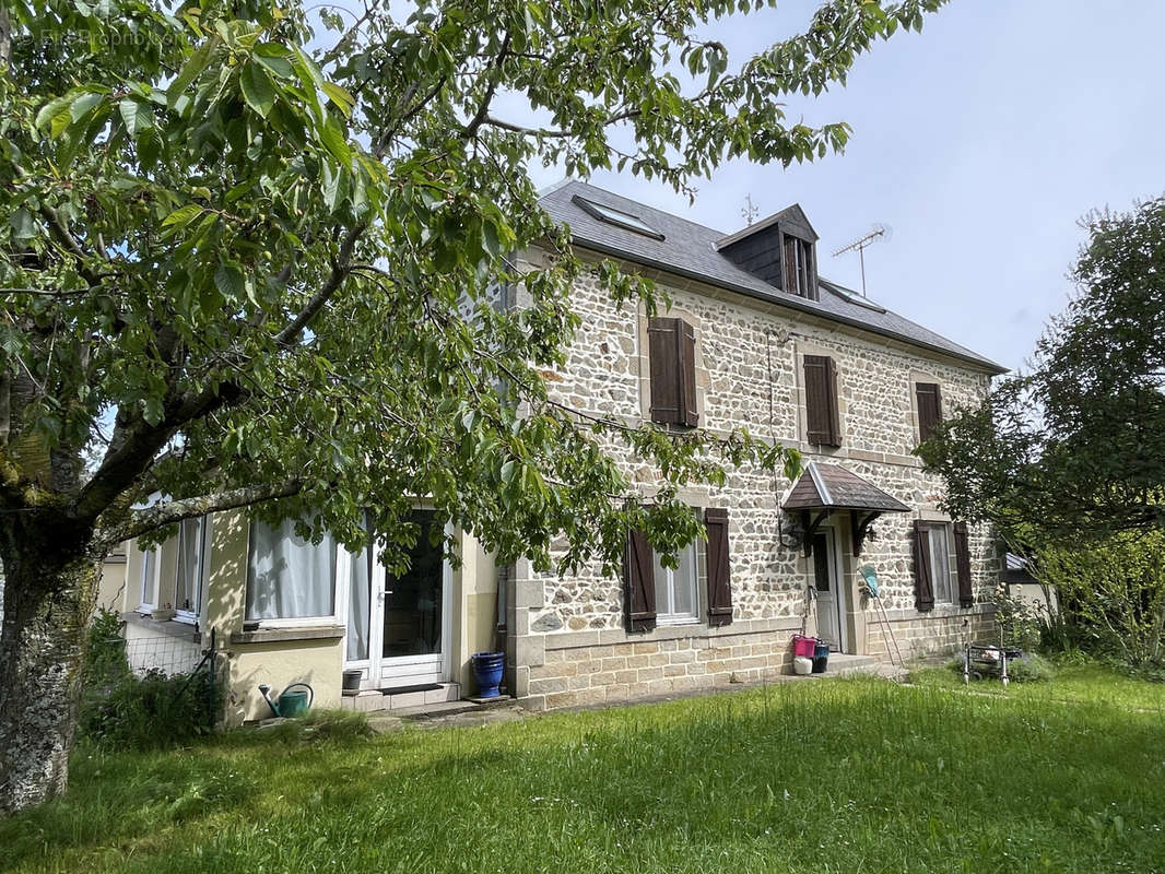 Maison à SAINT-MAIGNER