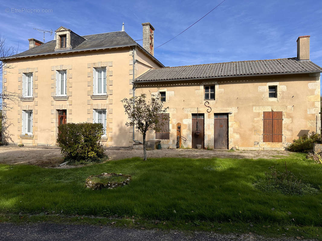 Maison à BIGNOUX