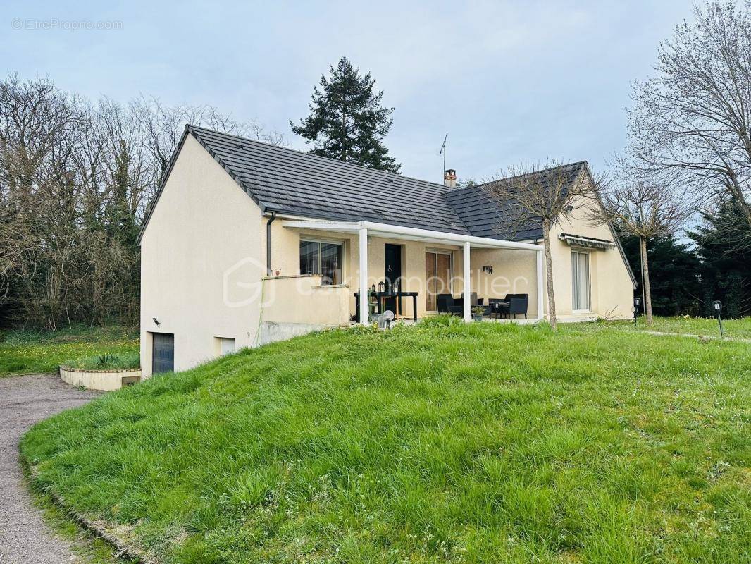 Maison à LA CHARITE-SUR-LOIRE