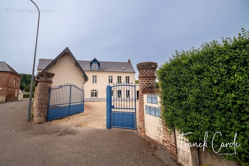 Appartement à CANY-BARVILLE