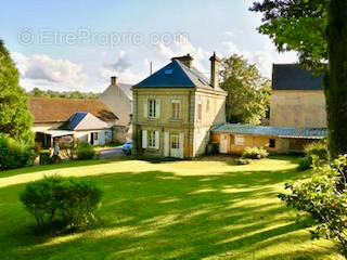 Maison à BRETTEVILLE-L&#039;ORGUEILLEUSE