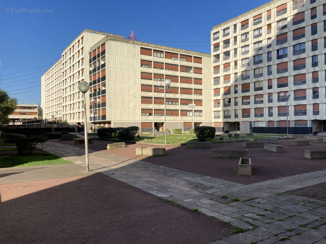 Appartement a louer sarcelles - 5 pièce(s) - 93 m2 - Surfyn