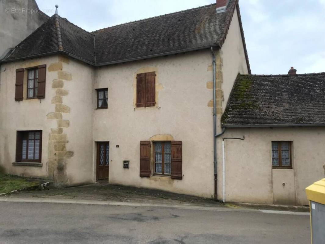 Photo 1 - Maison à LA CLAYETTE