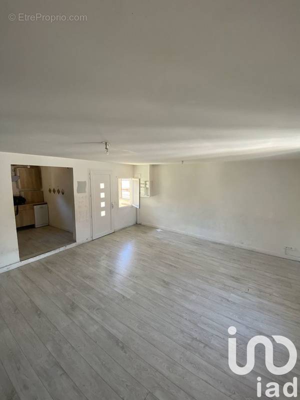 Photo 1 - Appartement à MARSEILLE-11E