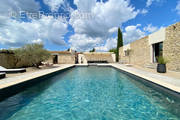 Maison à GORDES