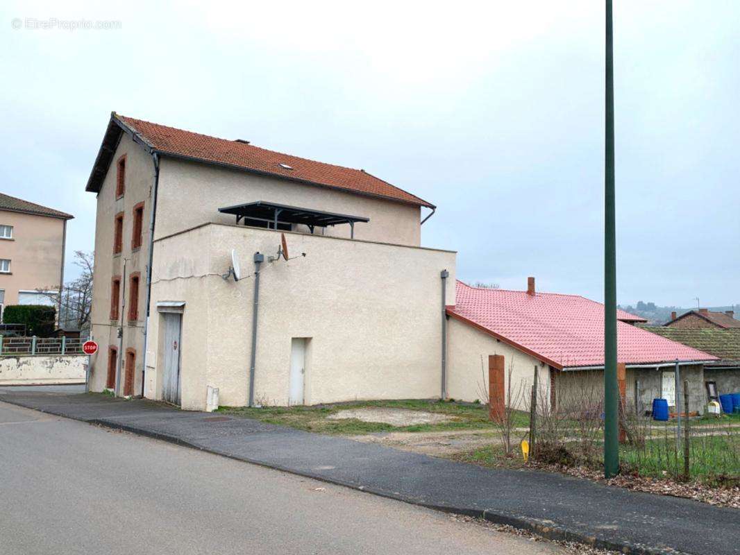 Appartement à COUTOUVRE