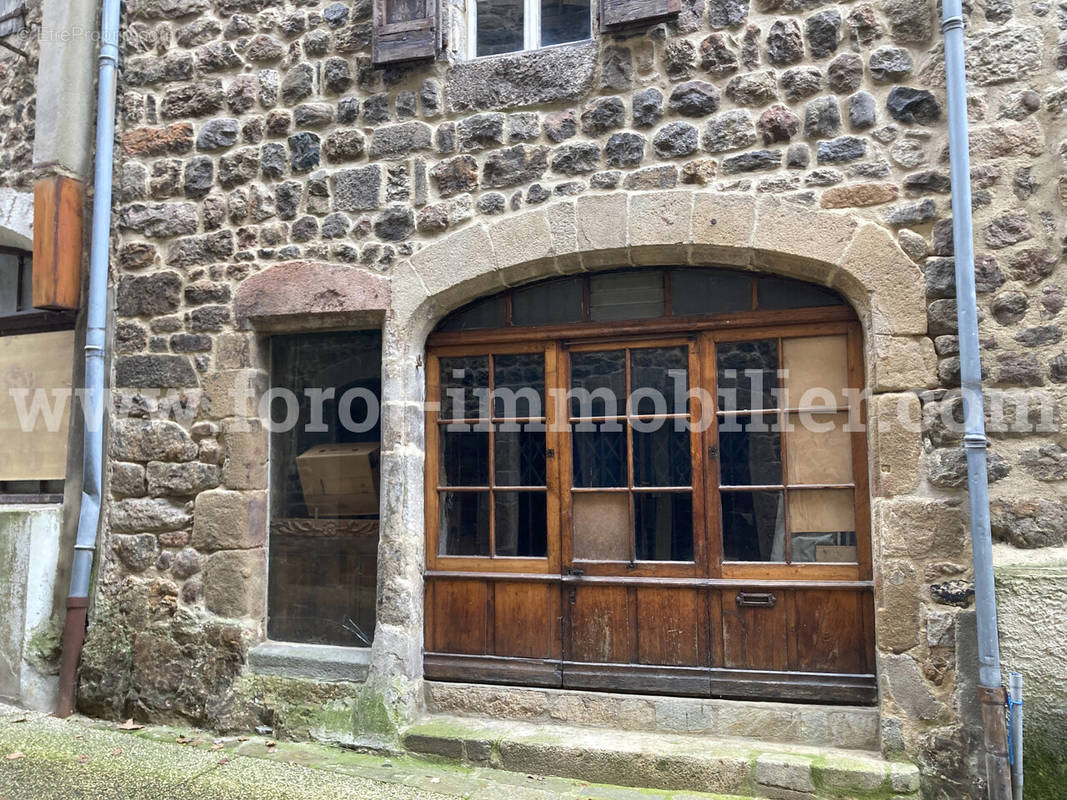 Maison à LE CHEYLARD