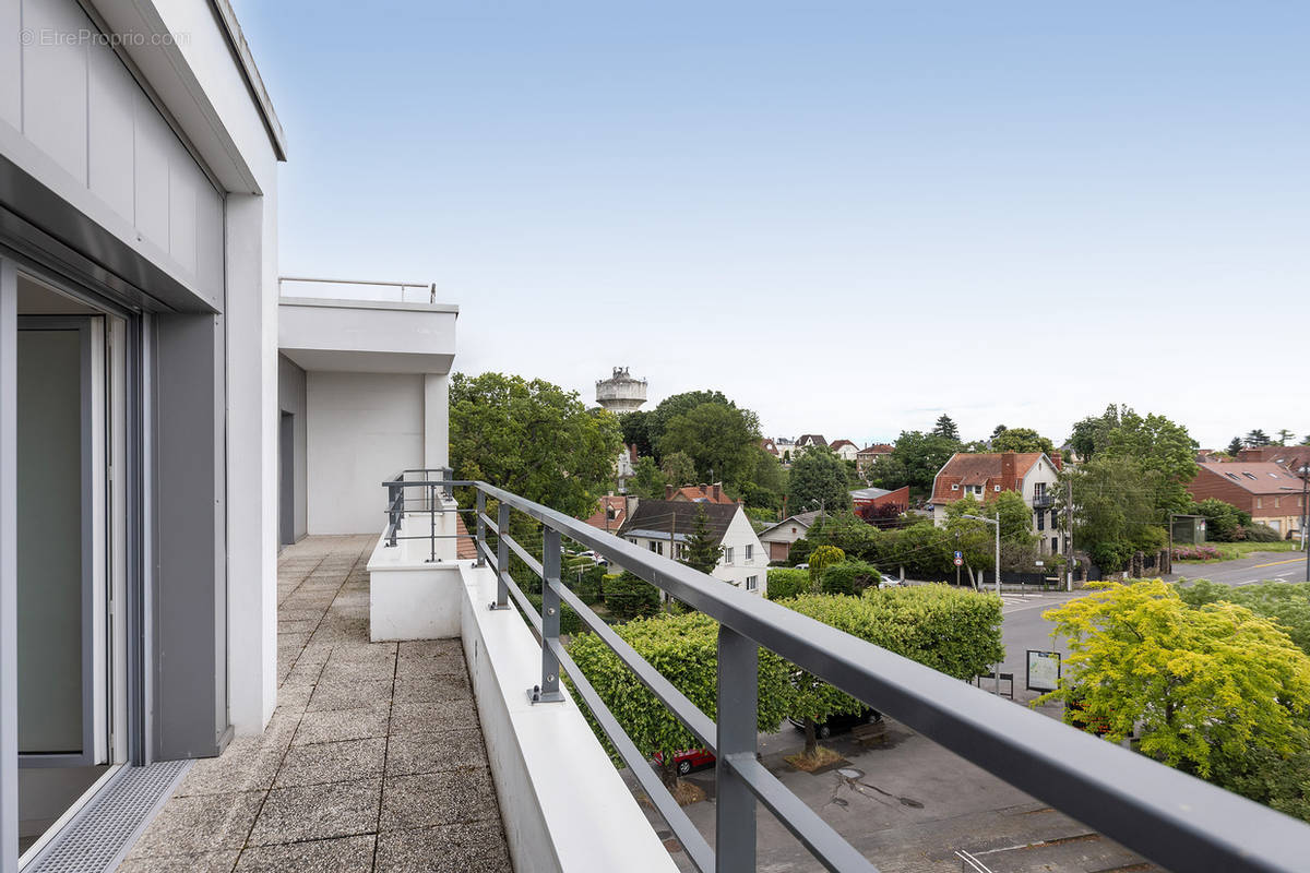 Appartement à SAINT-MICHEL-SUR-ORGE