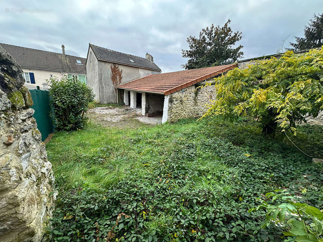 Terrain à MAREIL-EN-FRANCE