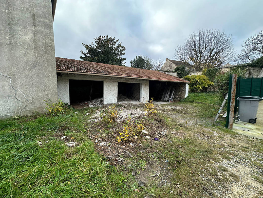 Terrain à MAREIL-EN-FRANCE