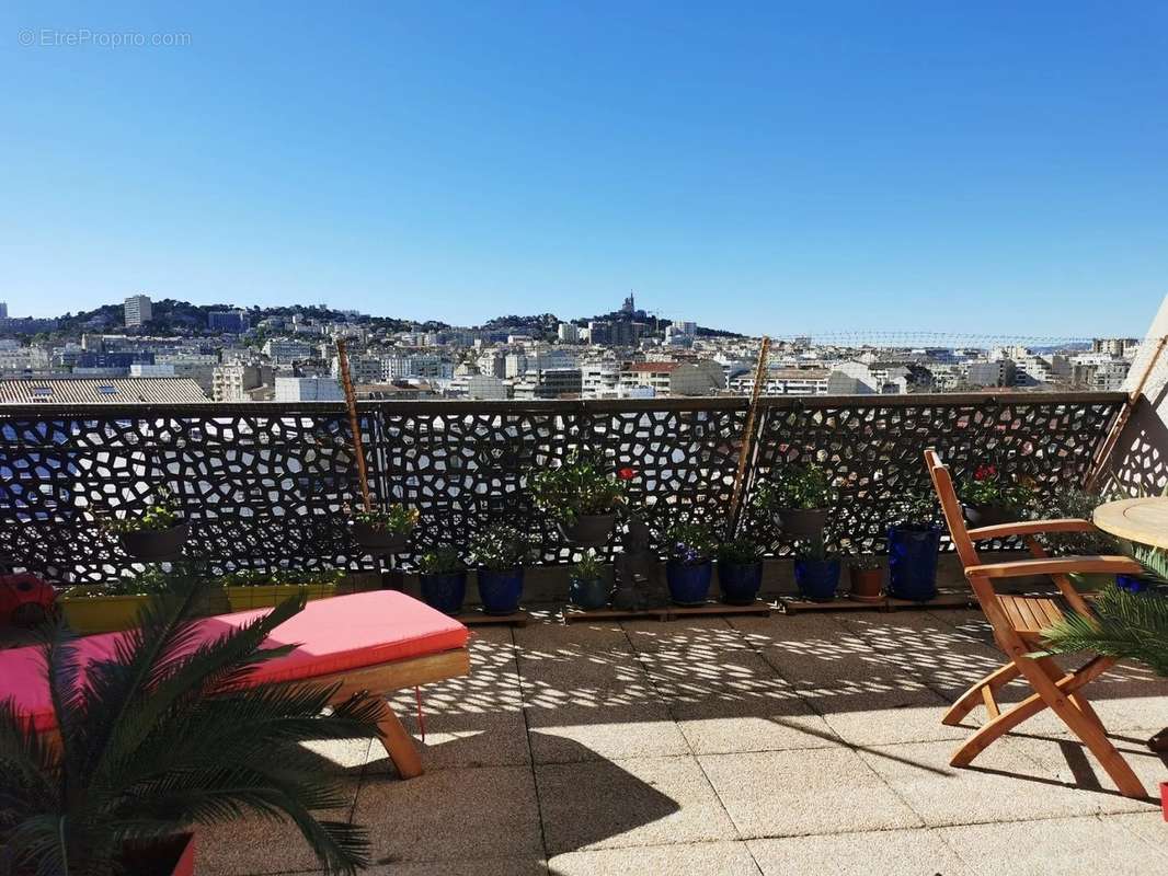 Appartement à MARSEILLE-8E