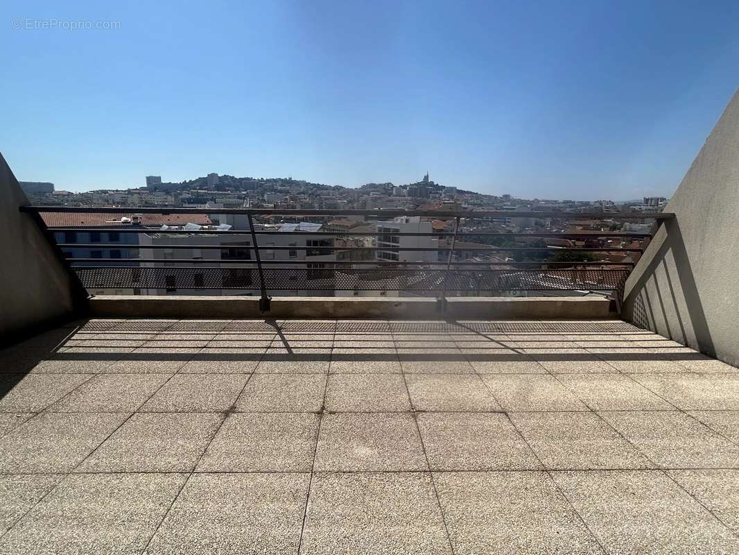 Appartement à MARSEILLE-8E