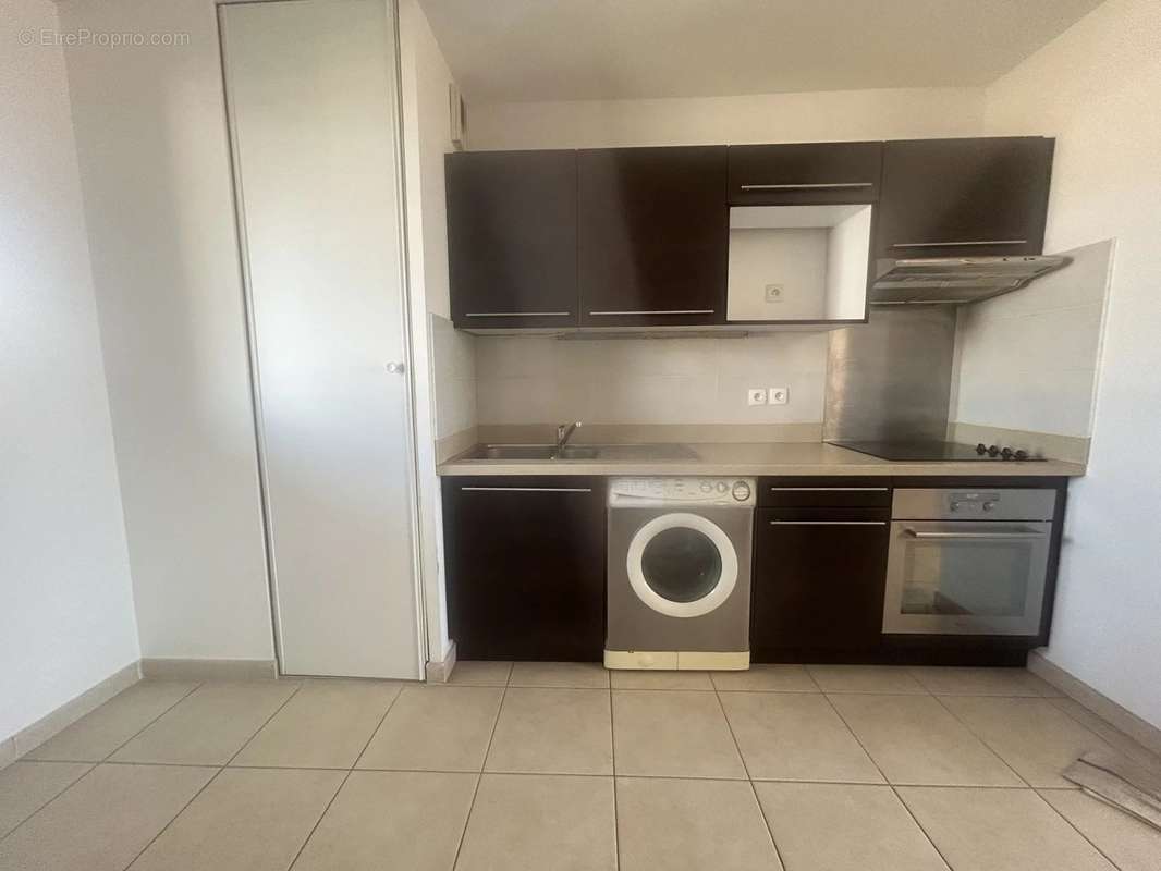 Appartement à MARSEILLE-8E