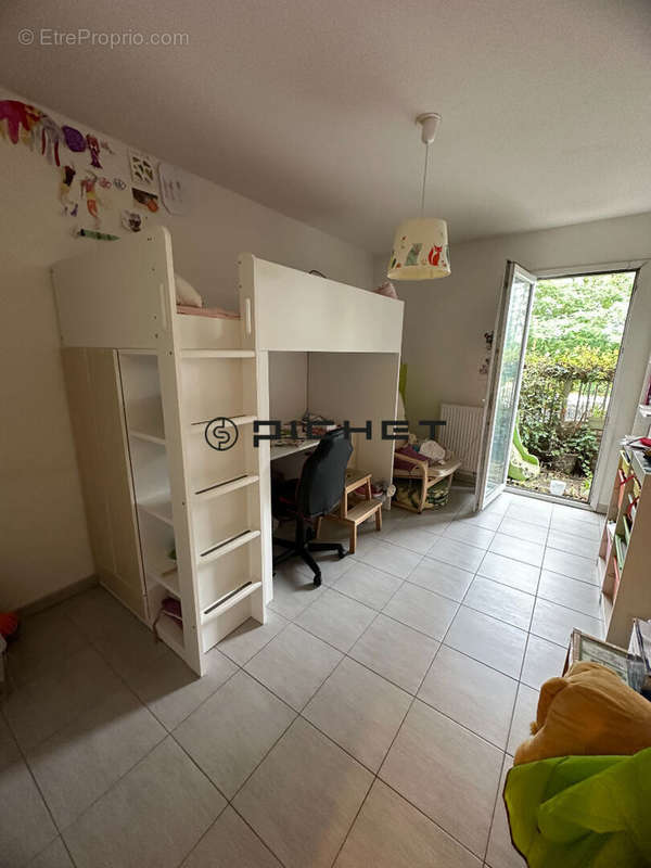 Appartement à BEGLES