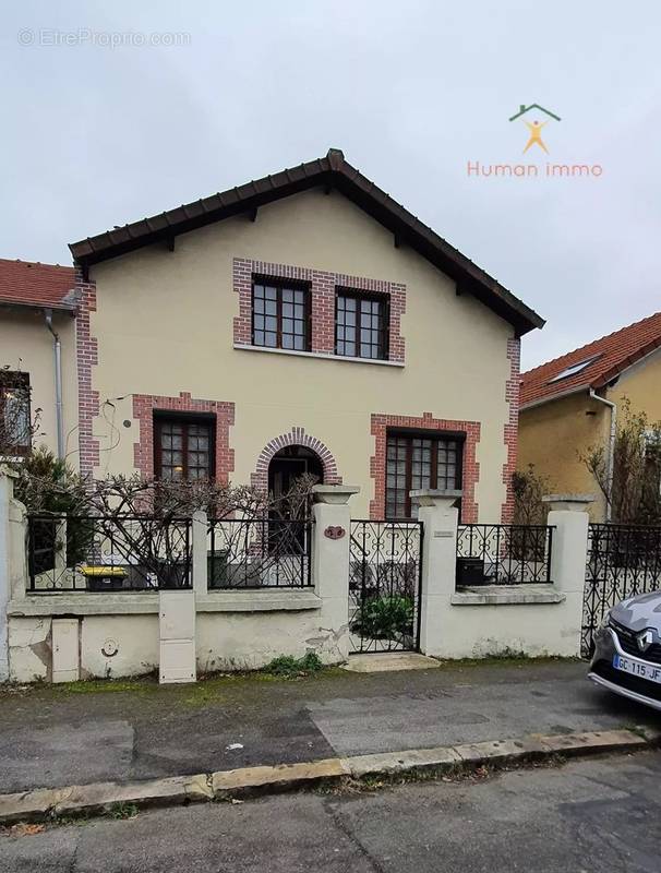 Maison à CHEVILLY-LARUE