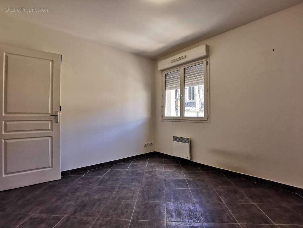   - Appartement à VALS-LES-BAINS