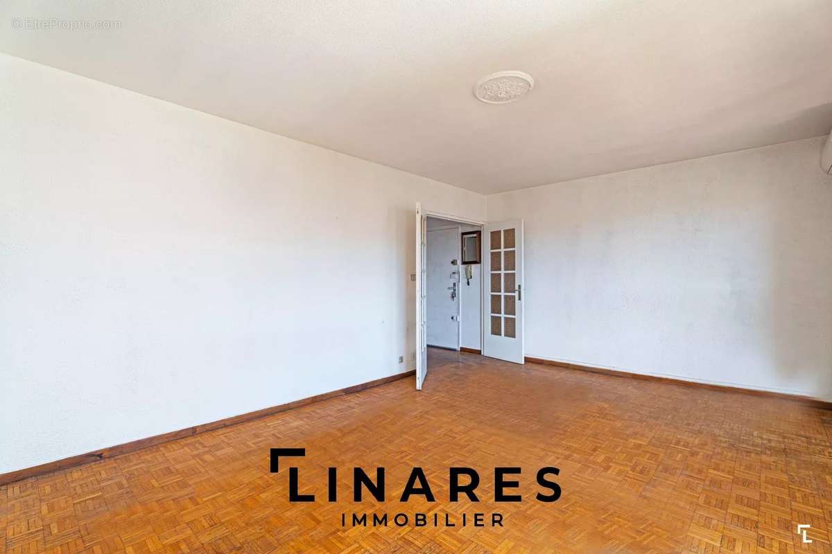 Appartement à MARSEILLE-11E