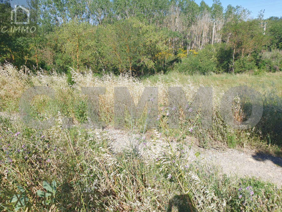 Terrain à SAINT-GENIES-DE-FONTEDIT