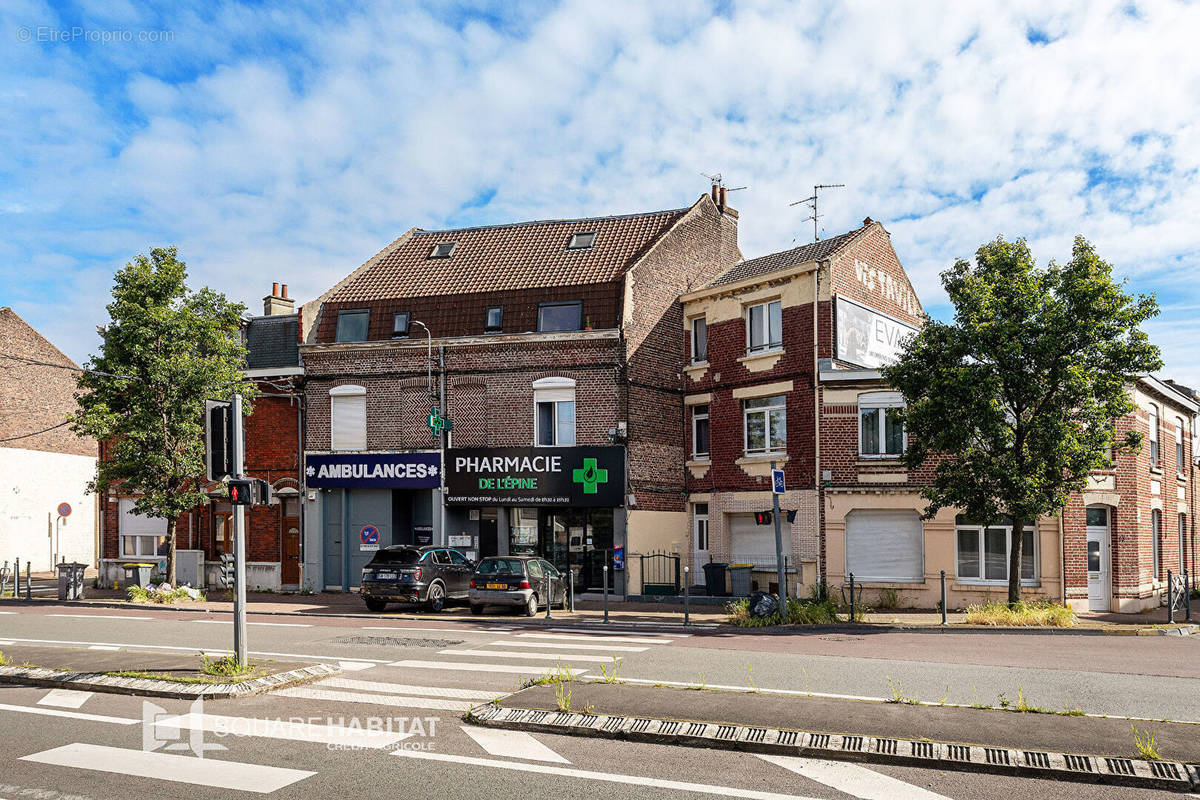 Commerce à HELLEMMES-LILLE