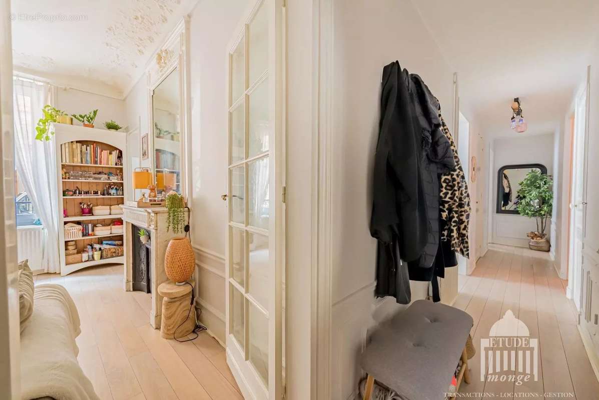 Appartement à PARIS-5E