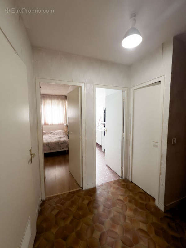 Appartement à LA COURNEUVE