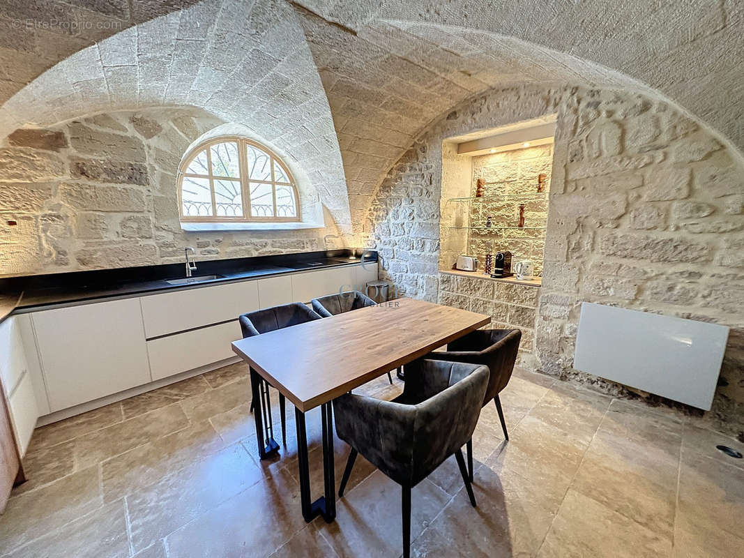 Appartement à UZES